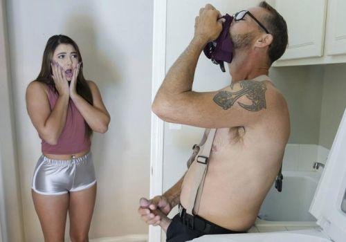 Cha kế cuồng si nội y con gái, thủ dâm bùng nổ dục vọng