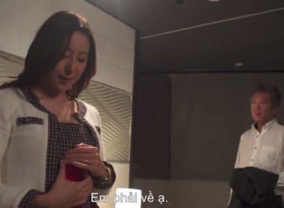 Vợ Xinh Say Xỉn Họp Lớp Quyến Rũ Thầy Giáo Xưa, Chồng Tăng Ca Mù Quáng Không Hay