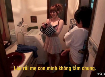Momoka Nishina: Bà Mẹ Nóng Bỏng Khai Tâm Con Trai Về Những Trò Chơi Tình Ái Cấm Đoán